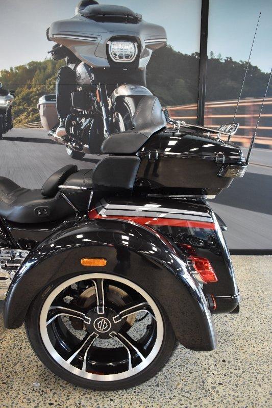 2020 HARLEY-DAVIDSON FLHTCUTGSE CVO TRI GLIDE (117) CRUISER