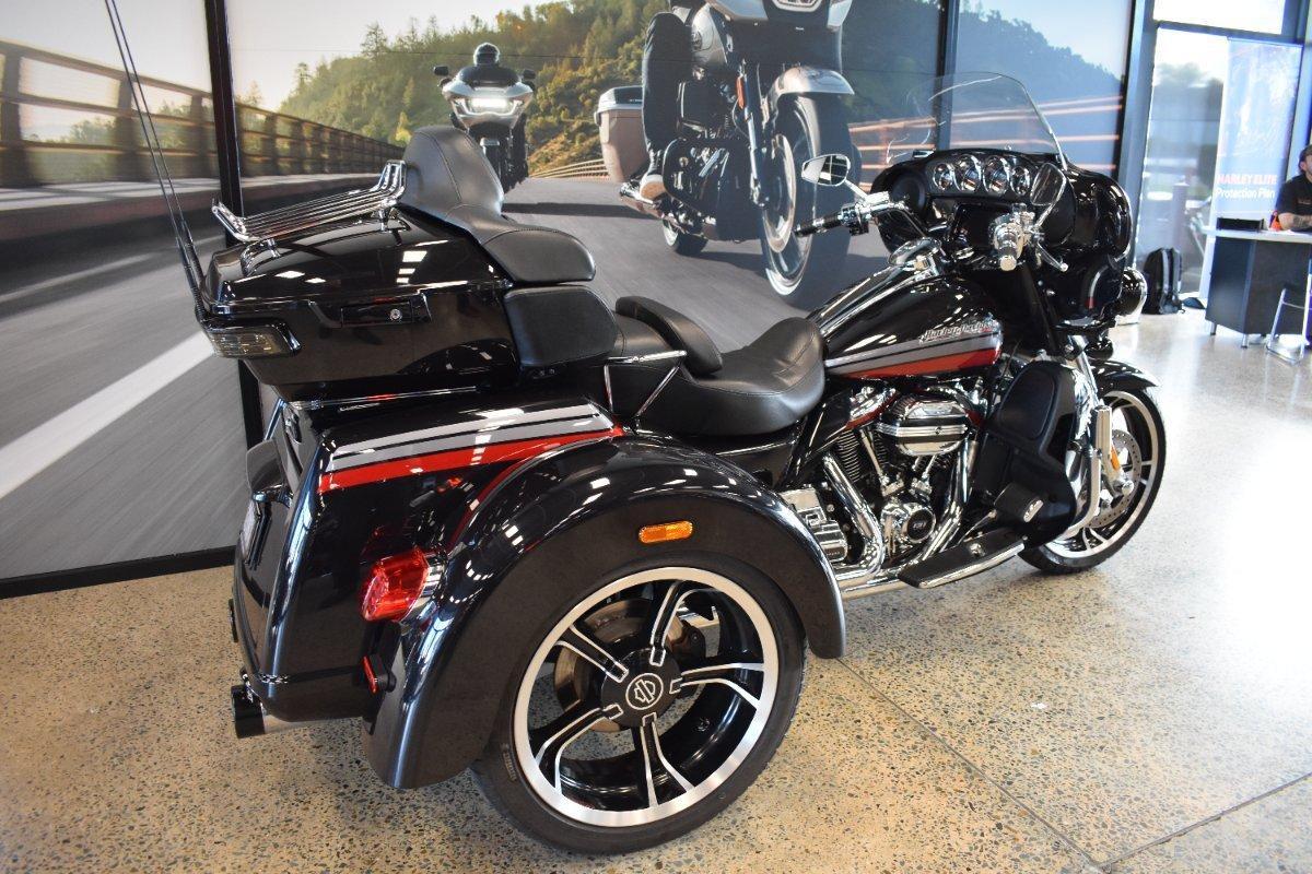 2020 HARLEY-DAVIDSON FLHTCUTGSE CVO TRI GLIDE (117) CRUISER