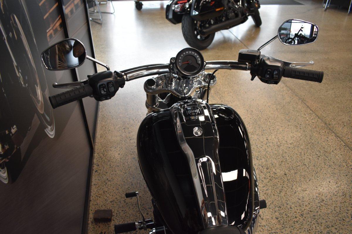 2025 HARLEY-DAVIDSON FXBR BREAKOUT (117) CRUISER