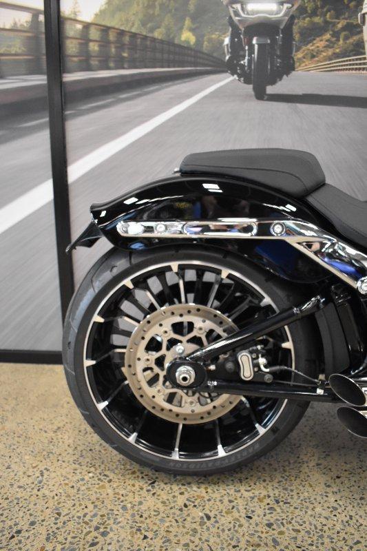 2025 HARLEY-DAVIDSON FXBR BREAKOUT (117) CRUISER