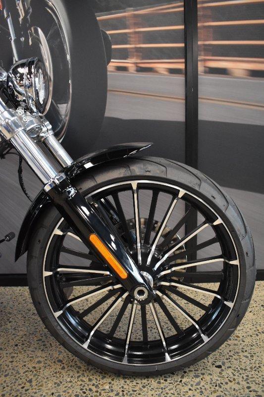 2025 HARLEY-DAVIDSON FXBR BREAKOUT (117) CRUISER