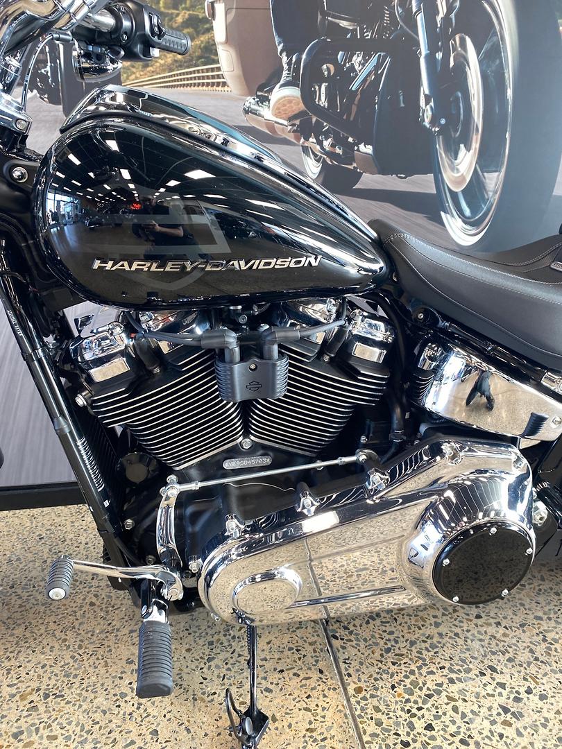 2025 HARLEY-DAVIDSON FXBR BREAKOUT (117) CRUISER