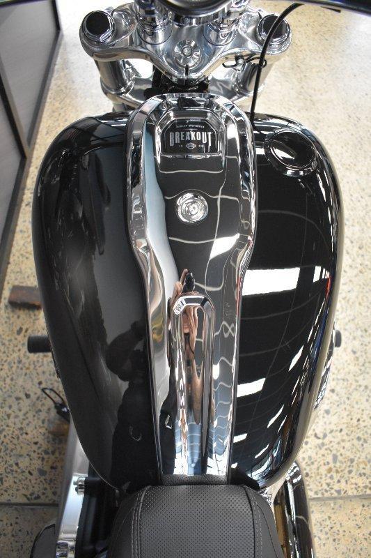 2025 HARLEY-DAVIDSON FXBR BREAKOUT (117) CRUISER