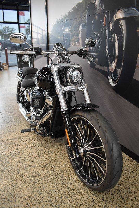 2025 HARLEY-DAVIDSON FXBR BREAKOUT (117) CRUISER