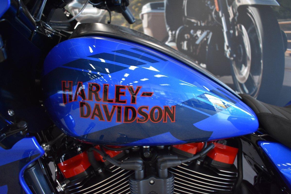 2026 HARLEY-DAVIDSON FLTRXSTSE CVO RD GLIDE ST 121 CRUISER