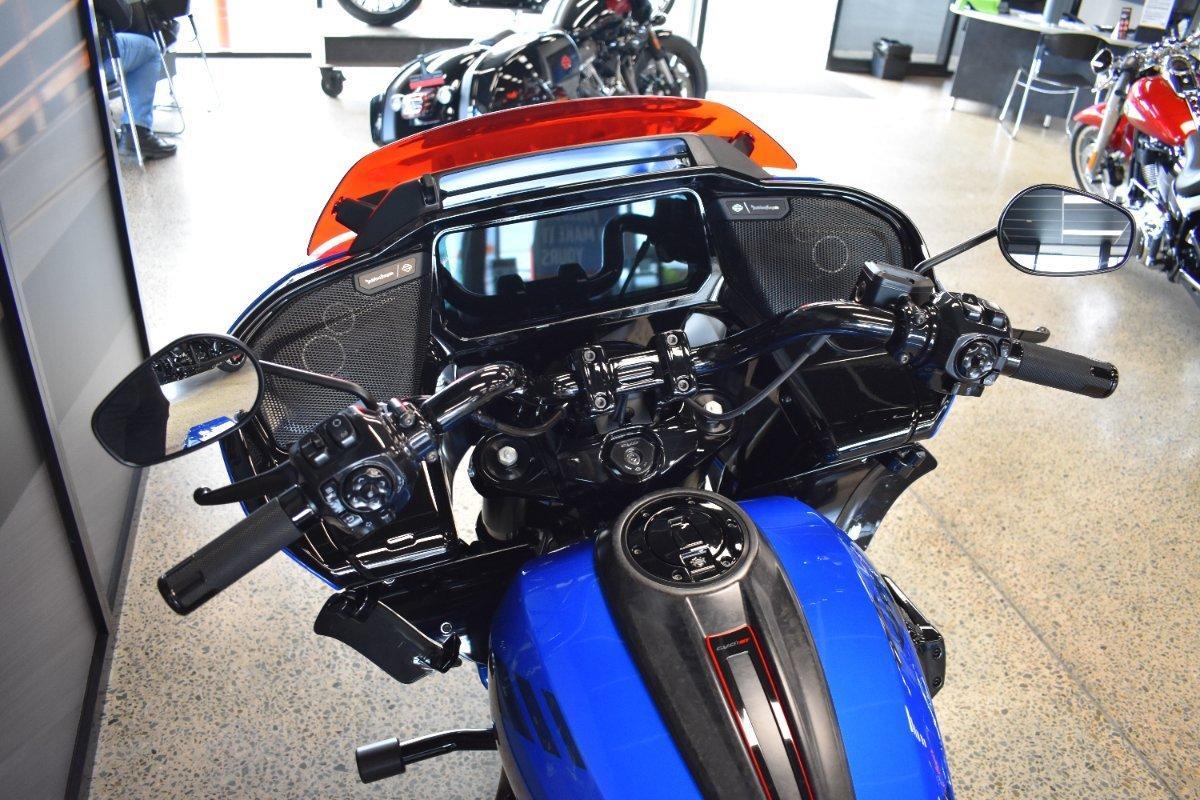 2026 HARLEY-DAVIDSON FLTRXSTSE CVO RD GLIDE ST 121 CRUISER