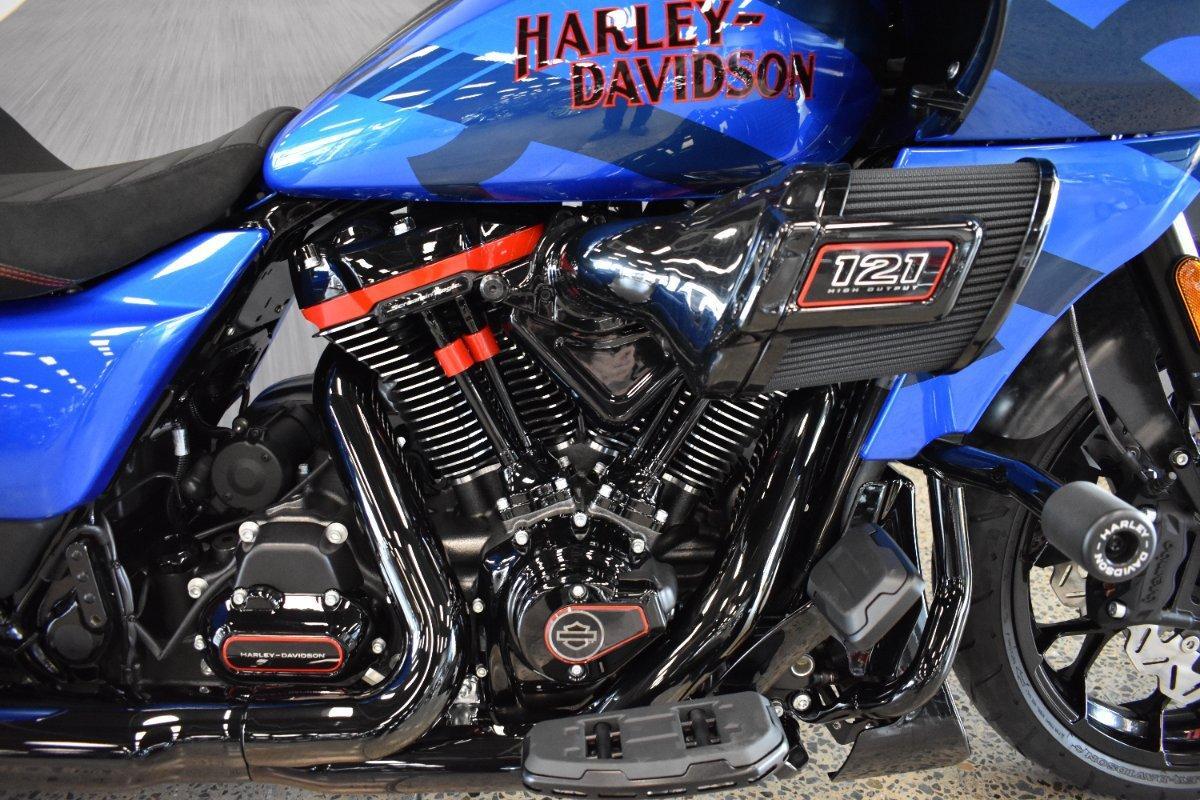 2026 HARLEY-DAVIDSON FLTRXSTSE CVO RD GLIDE ST 121 CRUISER