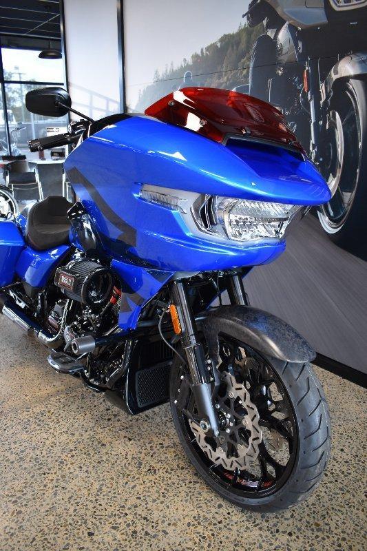 2026 HARLEY-DAVIDSON FLTRXSTSE CVO RD GLIDE ST 121 CRUISER