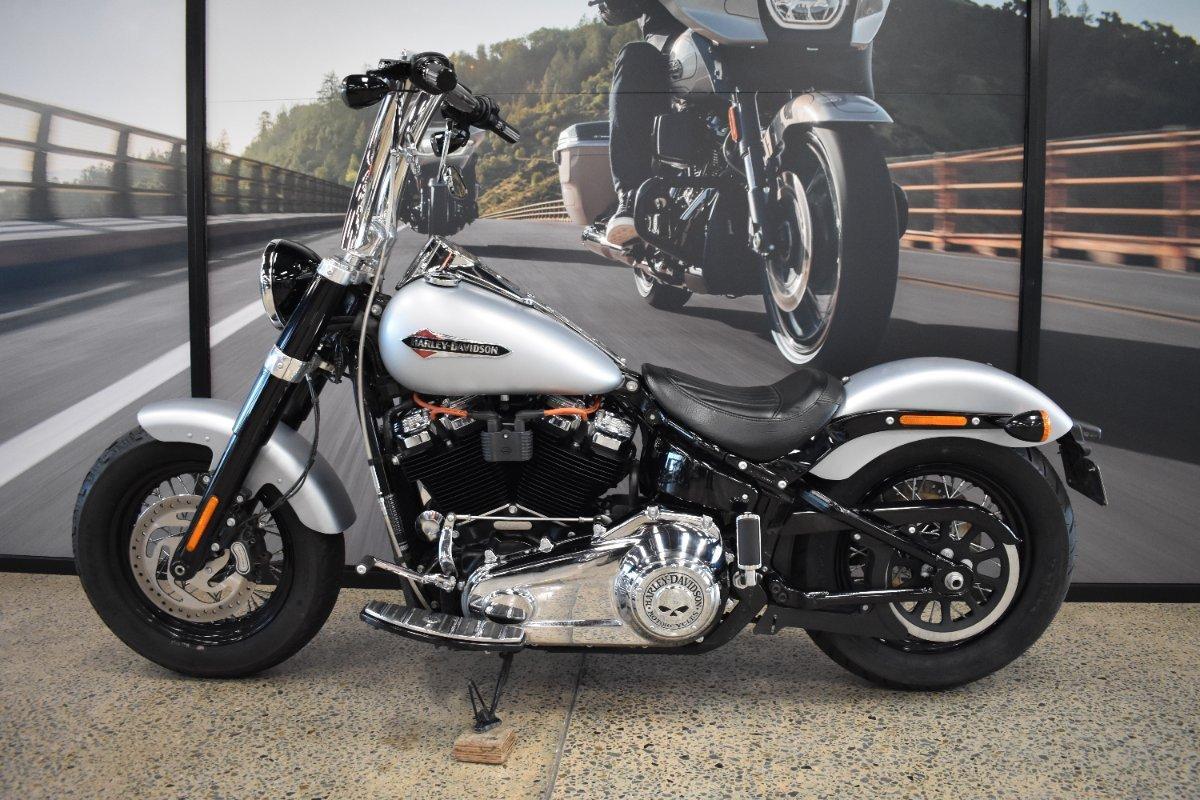 2020 HARLEY-DAVIDSON FLSL SOFTAIL SLIM (107) CRUISER