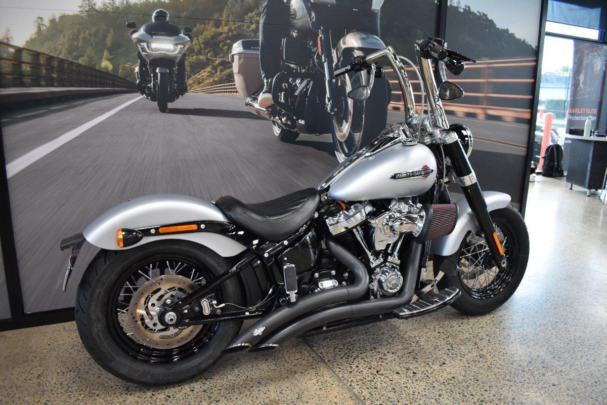 2020 HARLEY-DAVIDSON FLSL SOFTAIL SLIM (107) CRUISER