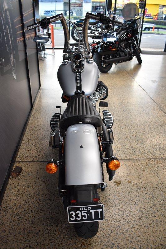 2020 HARLEY-DAVIDSON FLSL SOFTAIL SLIM (107) CRUISER