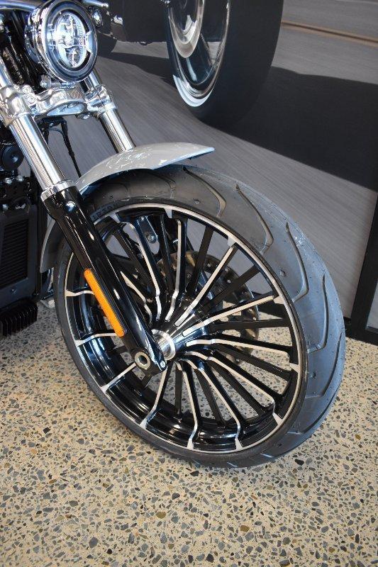 2026 HARLEY-DAVIDSON FXBR BREAKOUT (117) CRUISER