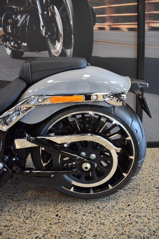 2026 HARLEY-DAVIDSON FXBR BREAKOUT (117) CRUISER