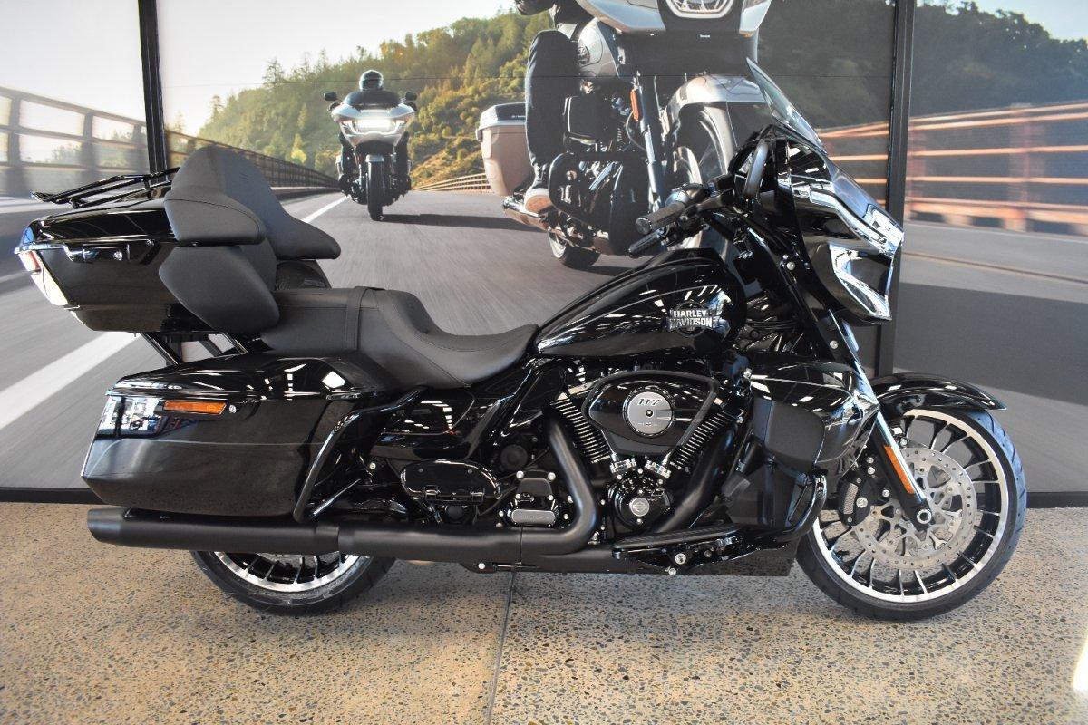 2026 HARLEY-DAVIDSON FLHXL STREET GLIDE LIMITED 117 CRUISER