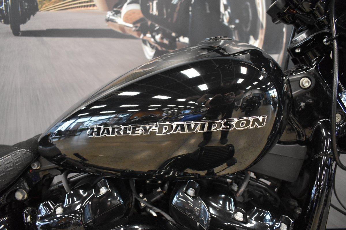 2019 HARLEY-DAVIDSON FXBRS BREAKOUT (114) CRUISER