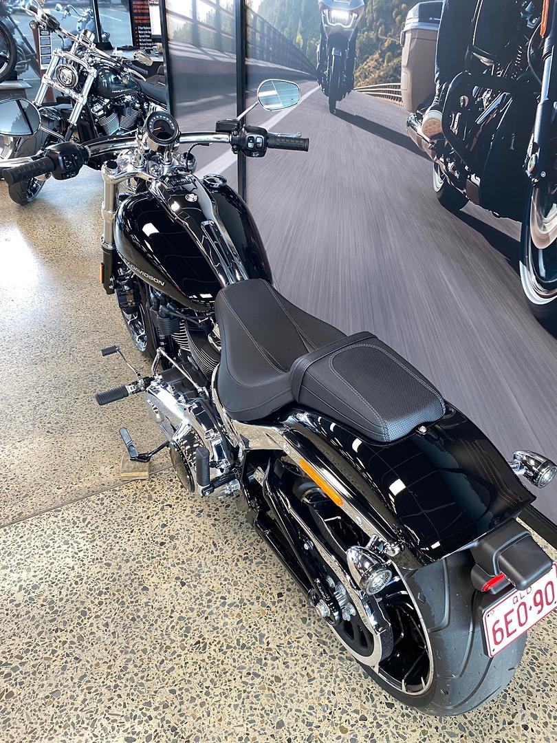 2026 HARLEY-DAVIDSON FXBR BREAKOUT (117) CRUISER