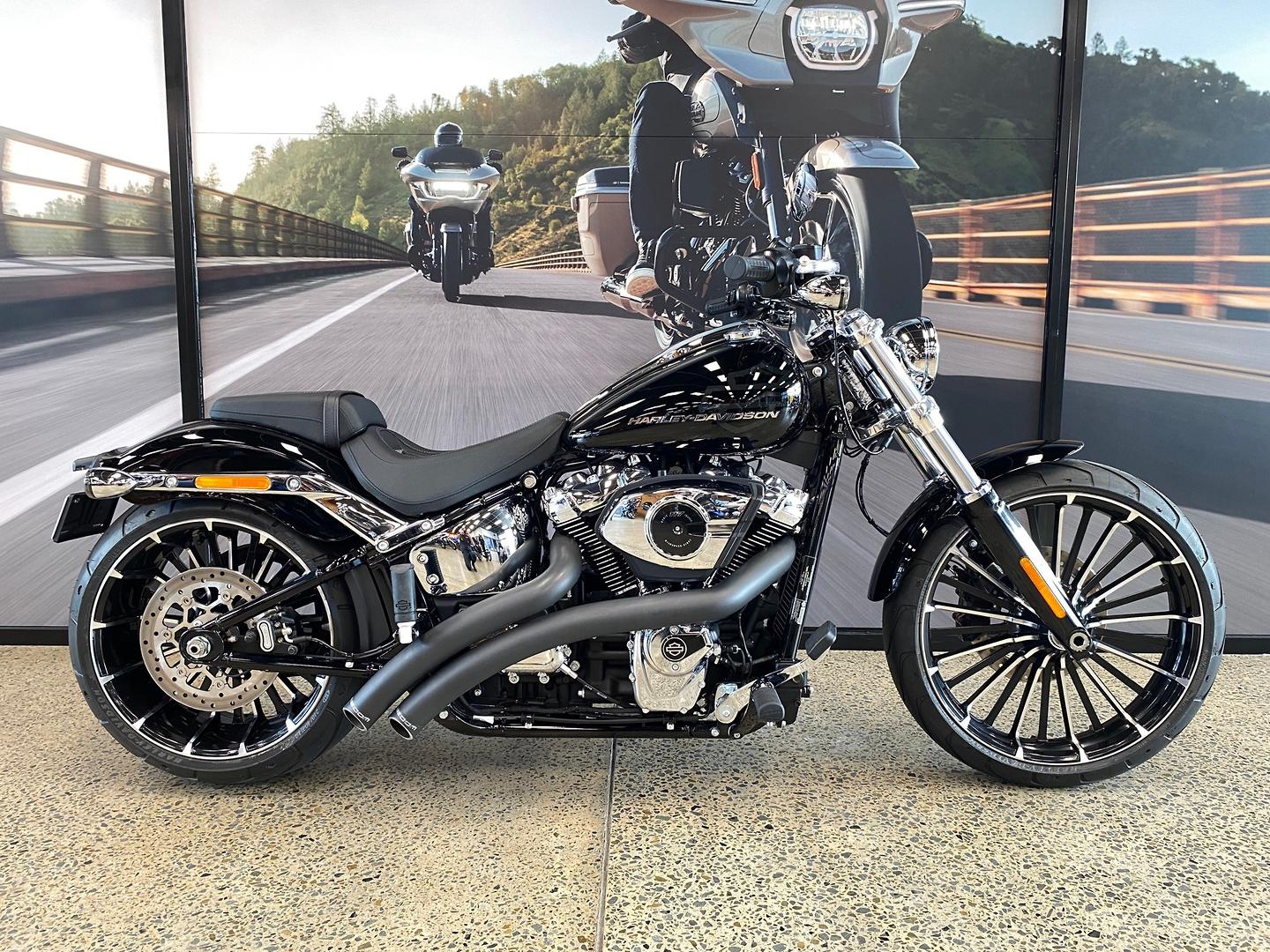 2026 HARLEY-DAVIDSON FXBR BREAKOUT (117) CRUISER