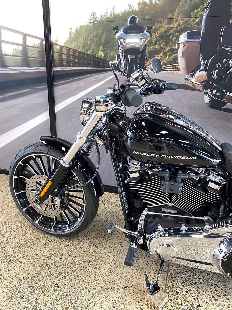 2026 HARLEY-DAVIDSON FXBR BREAKOUT (117) CRUISER