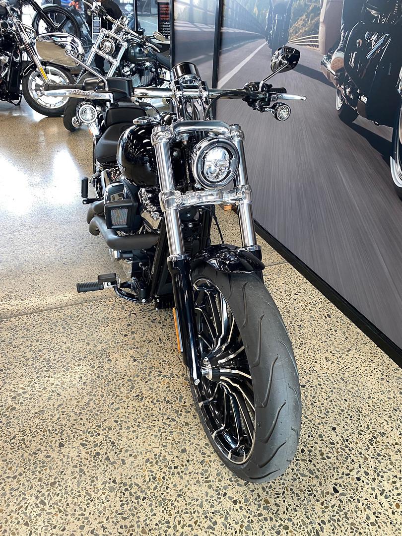 2026 HARLEY-DAVIDSON FXBR BREAKOUT (117) CRUISER