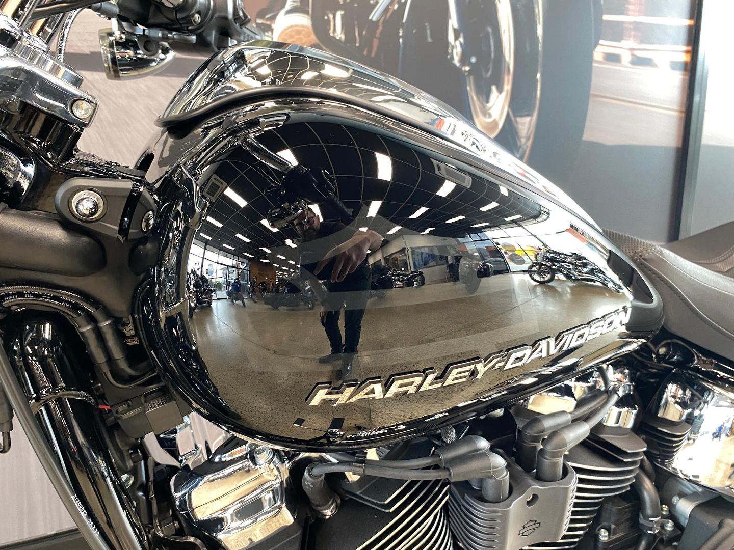 2026 HARLEY-DAVIDSON FXBR BREAKOUT (117) CRUISER