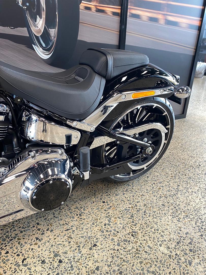 2026 HARLEY-DAVIDSON FXBR BREAKOUT (117) CRUISER