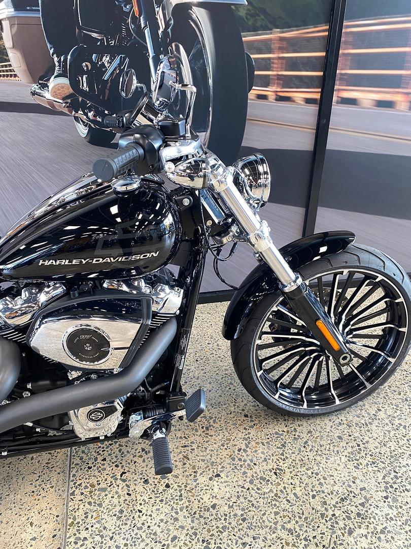 2026 HARLEY-DAVIDSON FXBR BREAKOUT (117) CRUISER