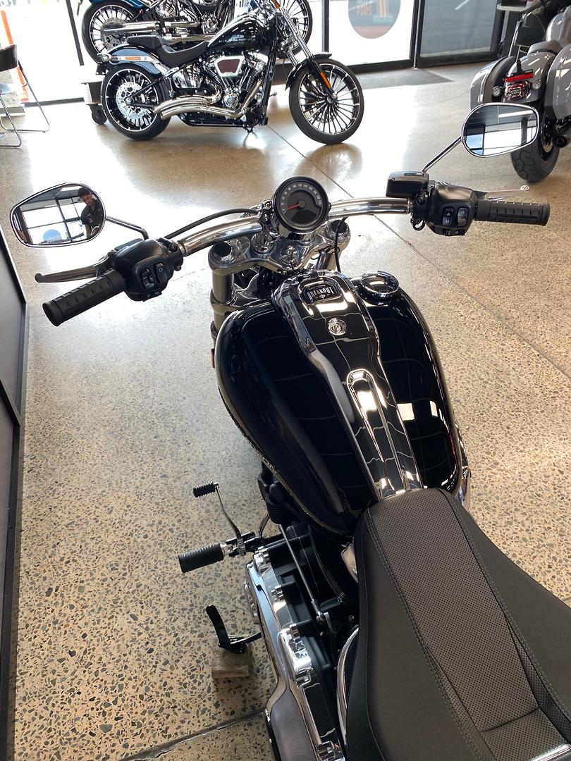 2026 HARLEY-DAVIDSON FXBR BREAKOUT (117) CRUISER