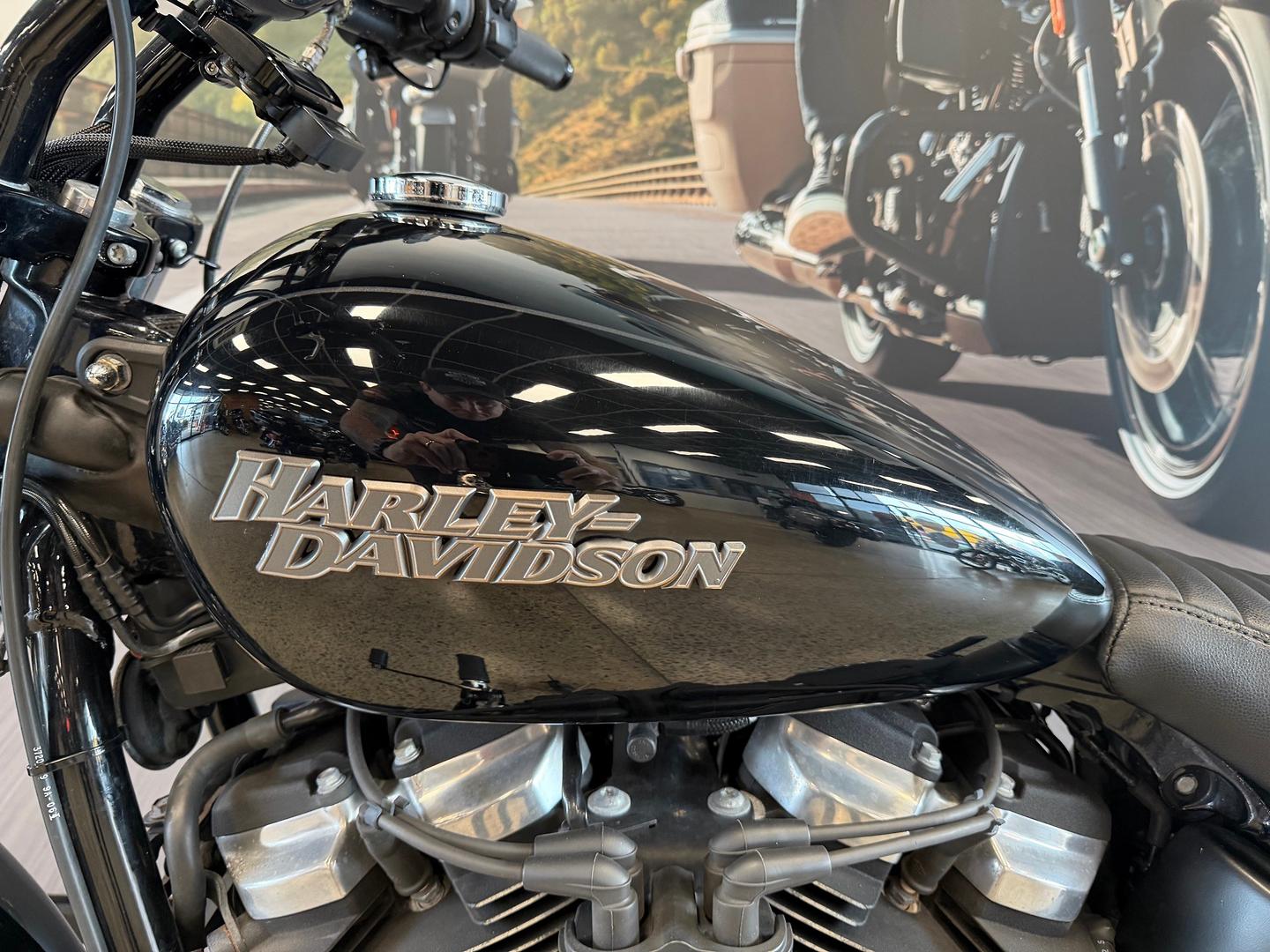 2020 HARLEY-DAVIDSON FXBB STREET BOB (107) CRUISER