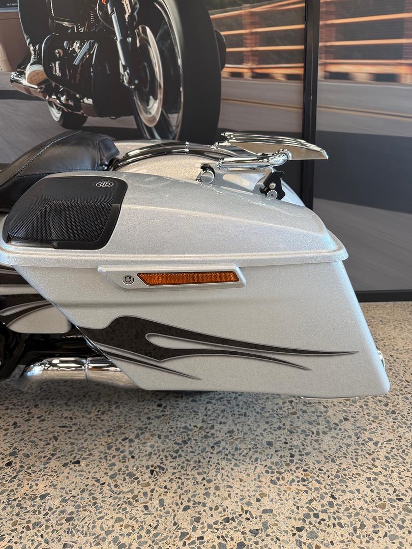 2015 HARLEY-DAVIDSON CVO STREET GLIDE CRUISER