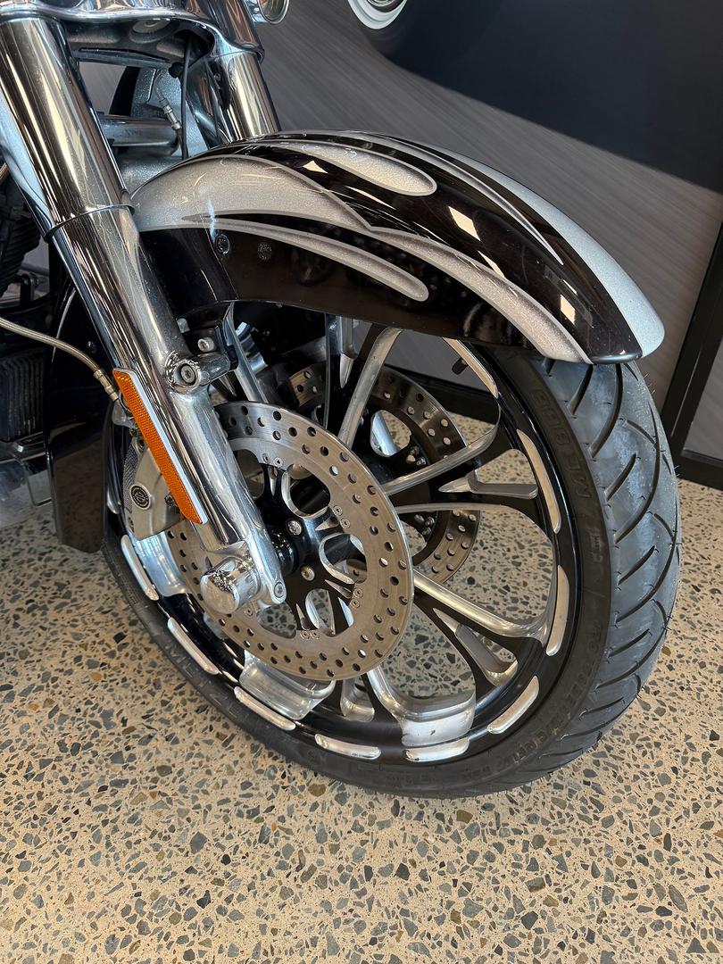 2015 HARLEY-DAVIDSON CVO STREET GLIDE CRUISER
