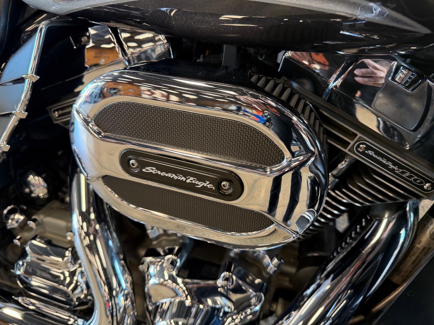 2015 HARLEY-DAVIDSON CVO STREET GLIDE CRUISER