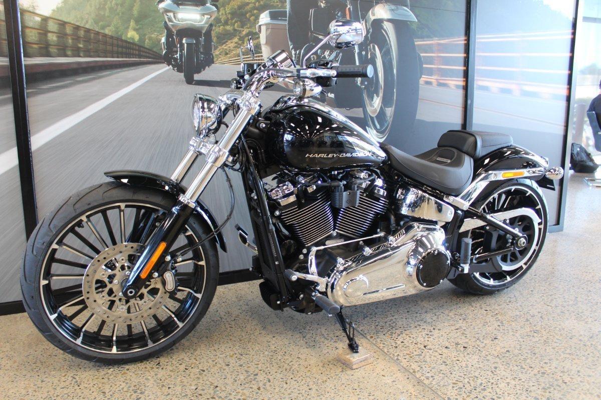 2026 HARLEY-DAVIDSON FXBR BREAKOUT (117) CRUISER