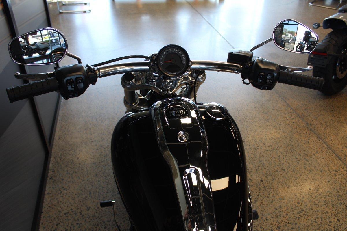 2026 HARLEY-DAVIDSON FXBR BREAKOUT (117) CRUISER