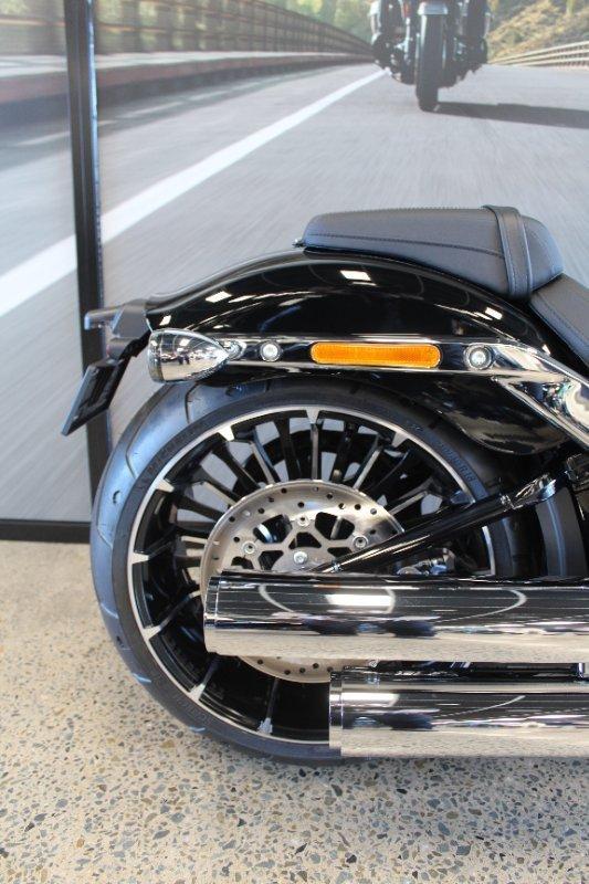 2026 HARLEY-DAVIDSON FXBR BREAKOUT (117) CRUISER