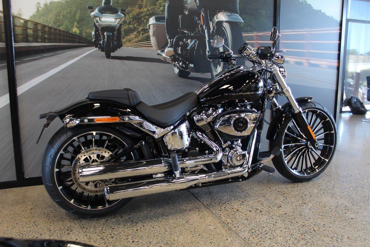 2026 HARLEY-DAVIDSON FXBR BREAKOUT (117) CRUISER