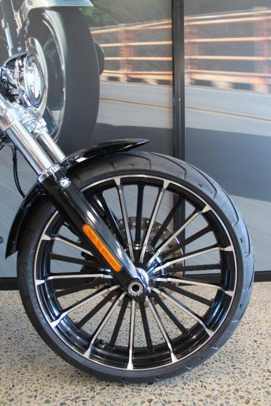 2026 HARLEY-DAVIDSON FXBR BREAKOUT (117) CRUISER