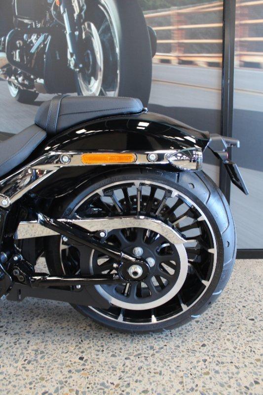 2026 HARLEY-DAVIDSON FXBR BREAKOUT (117) CRUISER