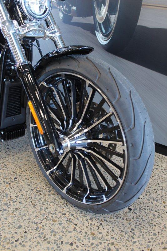 2026 HARLEY-DAVIDSON FXBR BREAKOUT (117) CRUISER