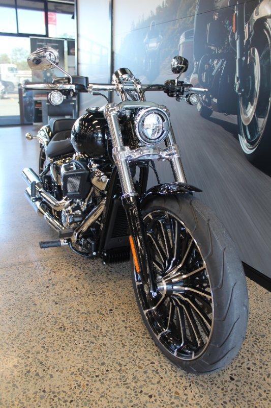 2026 HARLEY-DAVIDSON FXBR BREAKOUT (117) CRUISER