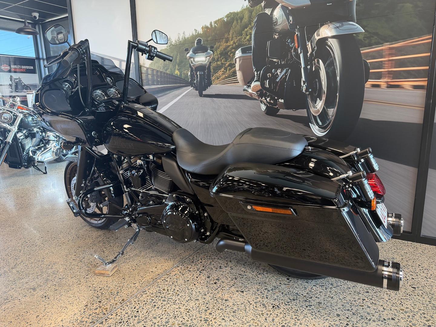 2022 HARLEY-DAVIDSON FLTRXST ROAD GLIDE SPL ST 117 CRUISER