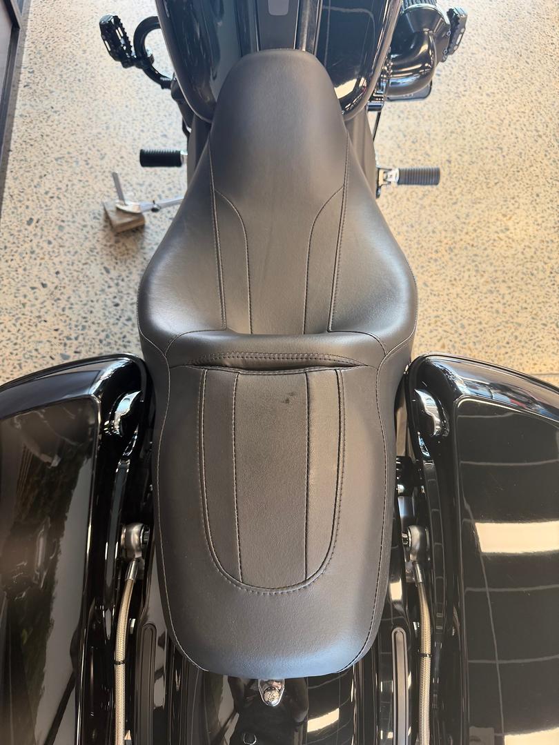 2022 HARLEY-DAVIDSON FLTRXST ROAD GLIDE SPL ST 117 CRUISER
