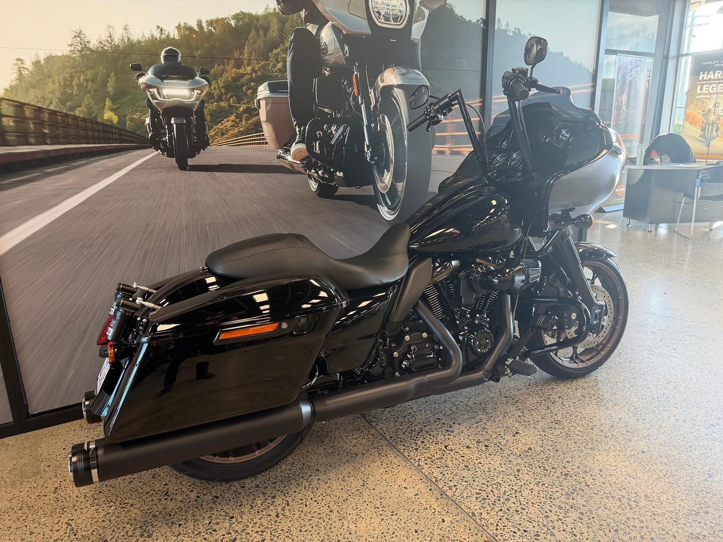 2022 HARLEY-DAVIDSON FLTRXST ROAD GLIDE SPL ST 117 CRUISER