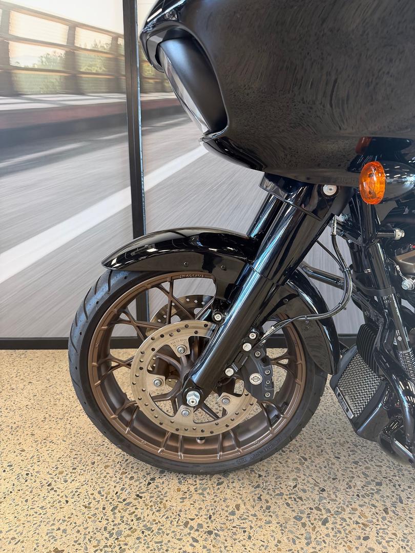 2022 HARLEY-DAVIDSON FLTRXST ROAD GLIDE SPL ST 117 CRUISER