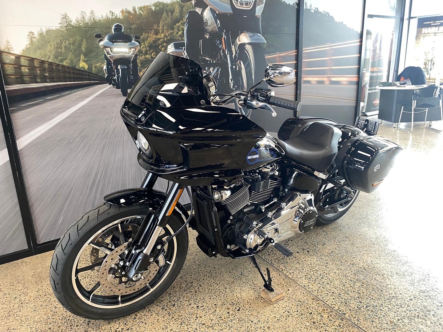 2026 HARLEY-DAVIDSON FXLRST LOW RIDER ST (117) CRUISER