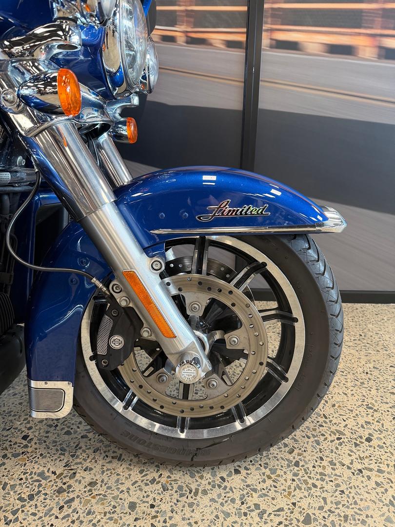 2017 HARLEY-DAVIDSON FLHTK ULTRA LIMITED CRUISER