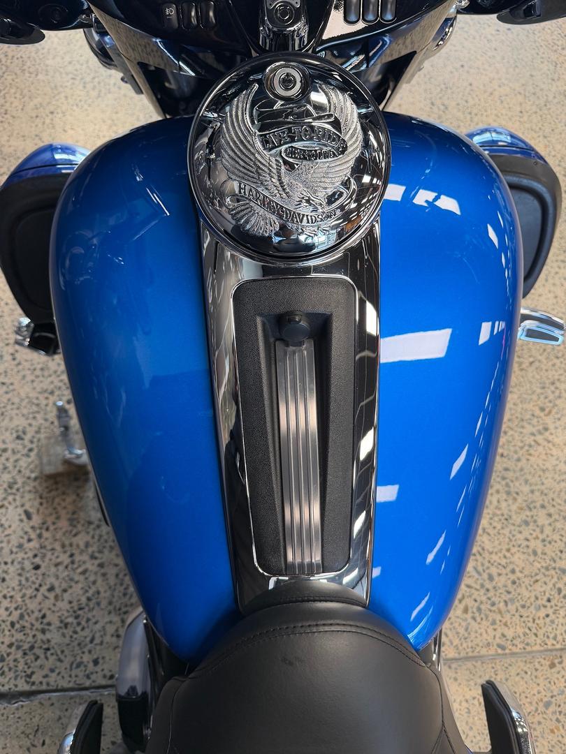 2017 HARLEY-DAVIDSON FLHTK ULTRA LIMITED CRUISER