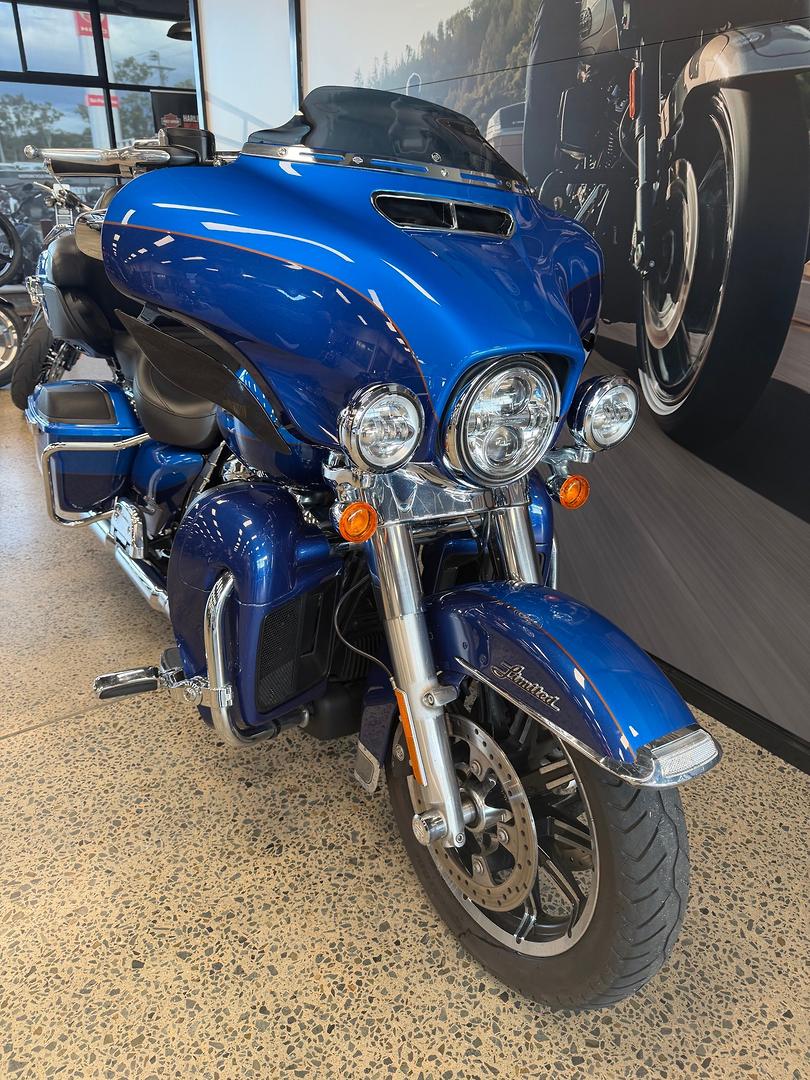 2017 HARLEY-DAVIDSON FLHTK ULTRA LIMITED CRUISER