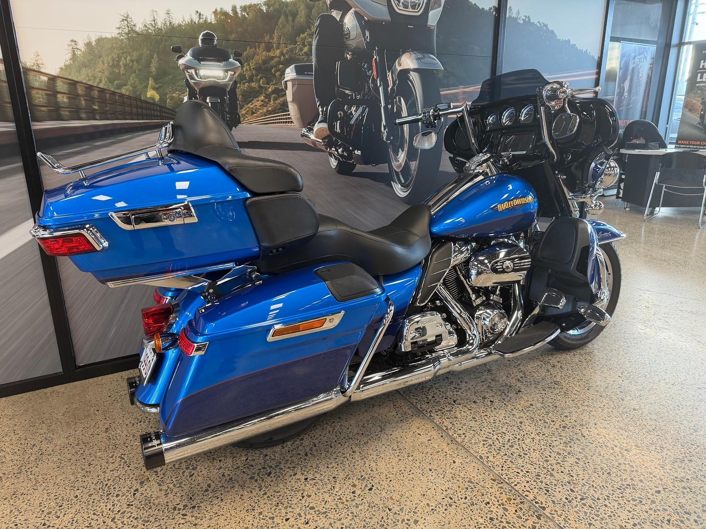 2017 HARLEY-DAVIDSON FLHTK ULTRA LIMITED CRUISER