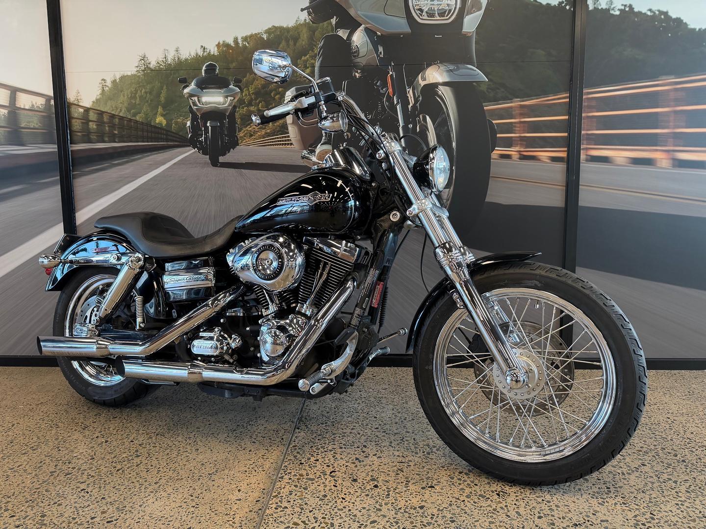 2012 HARLEY-DAVIDSON FXDC DYNA SUPER GLIDE CUSTOM CRUISER