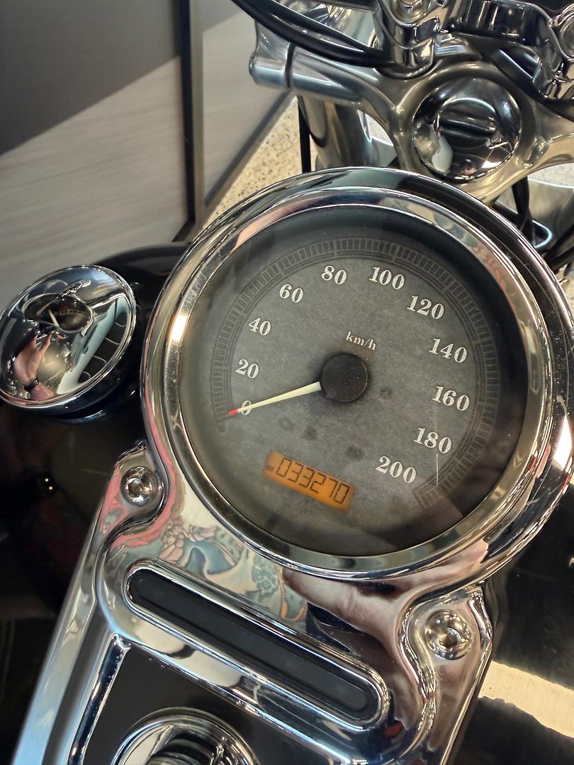 2012 HARLEY-DAVIDSON FXDC DYNA SUPER GLIDE CUSTOM CRUISER